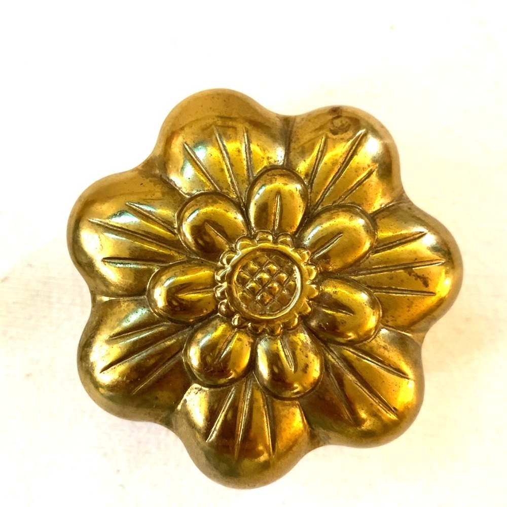 Vintage Hallmark Brass Sunflower Candleholder